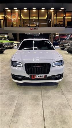 كرايسلر 300